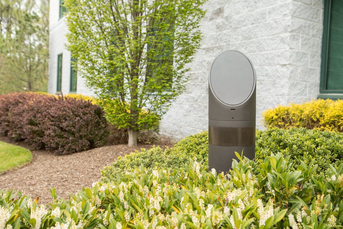 COASTAL 3-WAY BOLLARD1